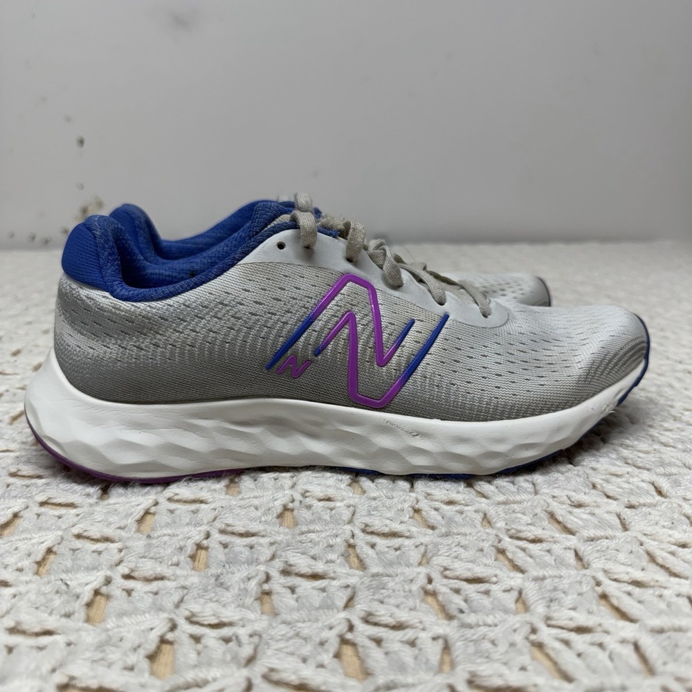 New Balance 520v8 Running Shoes Women Sz 9.5 /Mens 8 Gray Blue